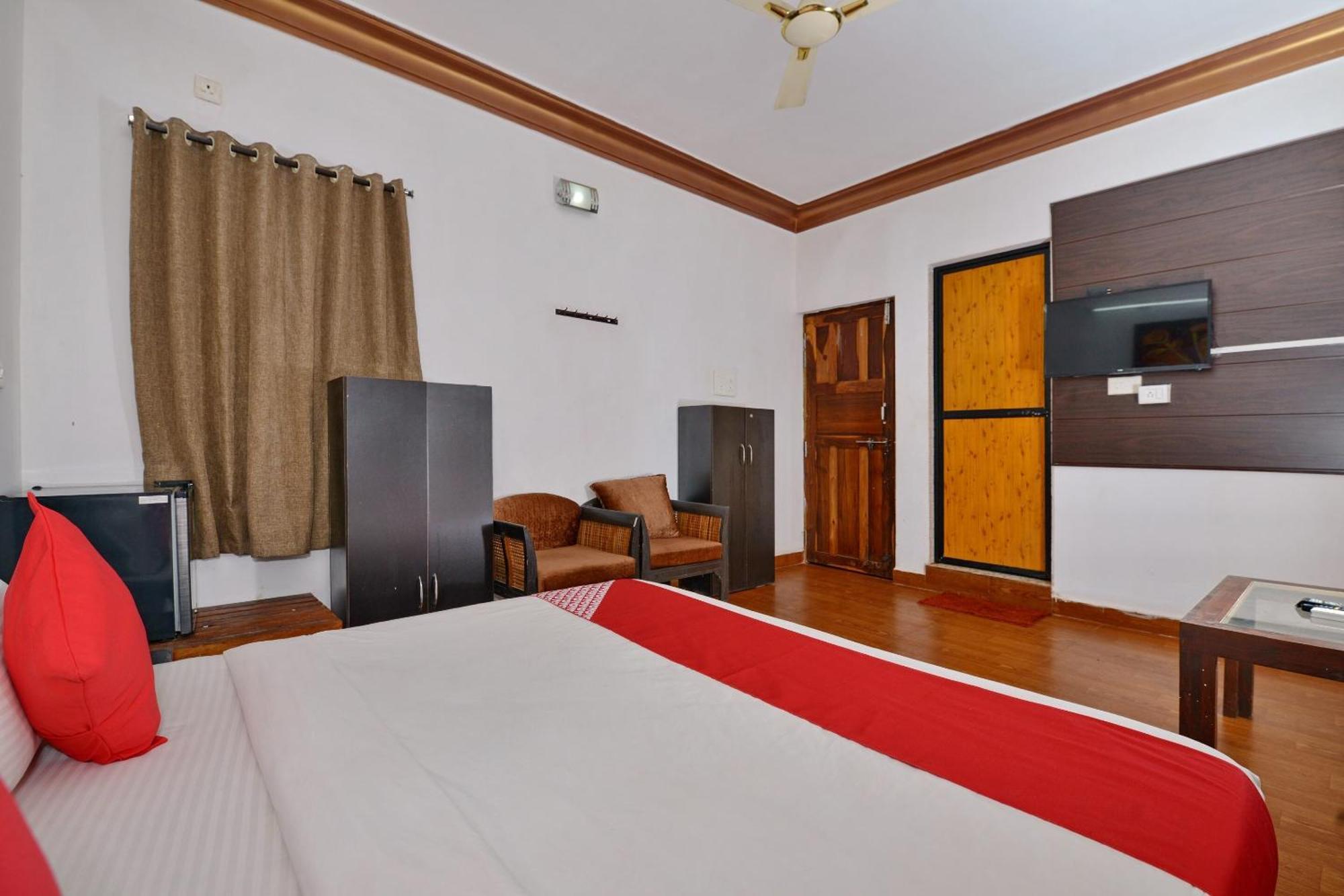 Collection O Retreat Morjim Resort Kültér fotó